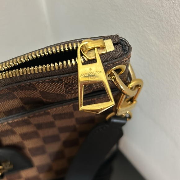 Barely Worn Authentic Louis Vuitton Odeon PM Noir Bag - Picture 7 of 12